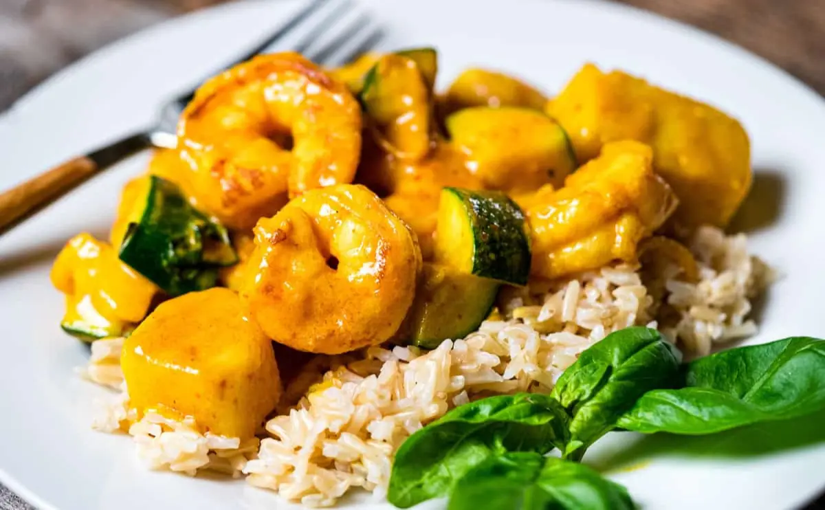 PRAWNS AND BANANA CURRY 21 Vg – Figura Artística En Formato 3D