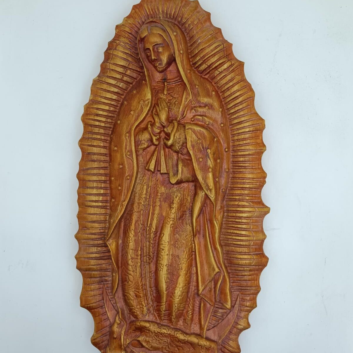Virgen De Guadalupe De Madera Artesanal En Alto Relieve